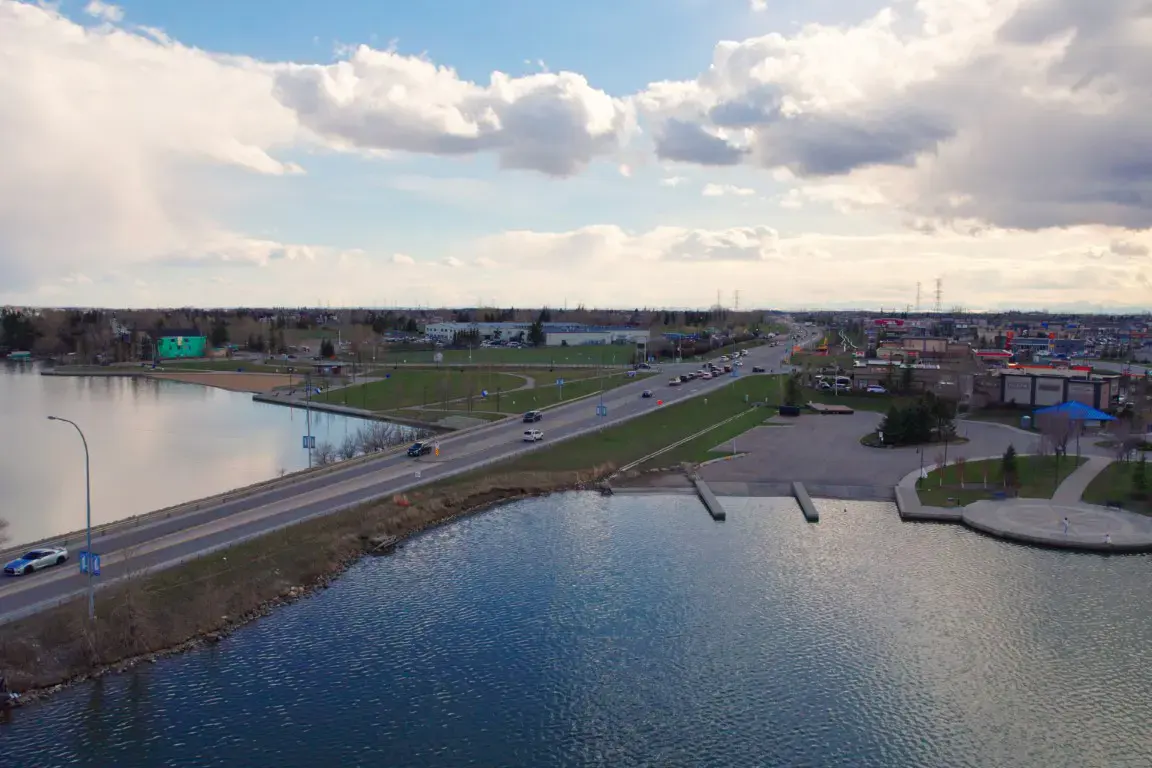 Clearwater Park (Chestermere) community in Calgary