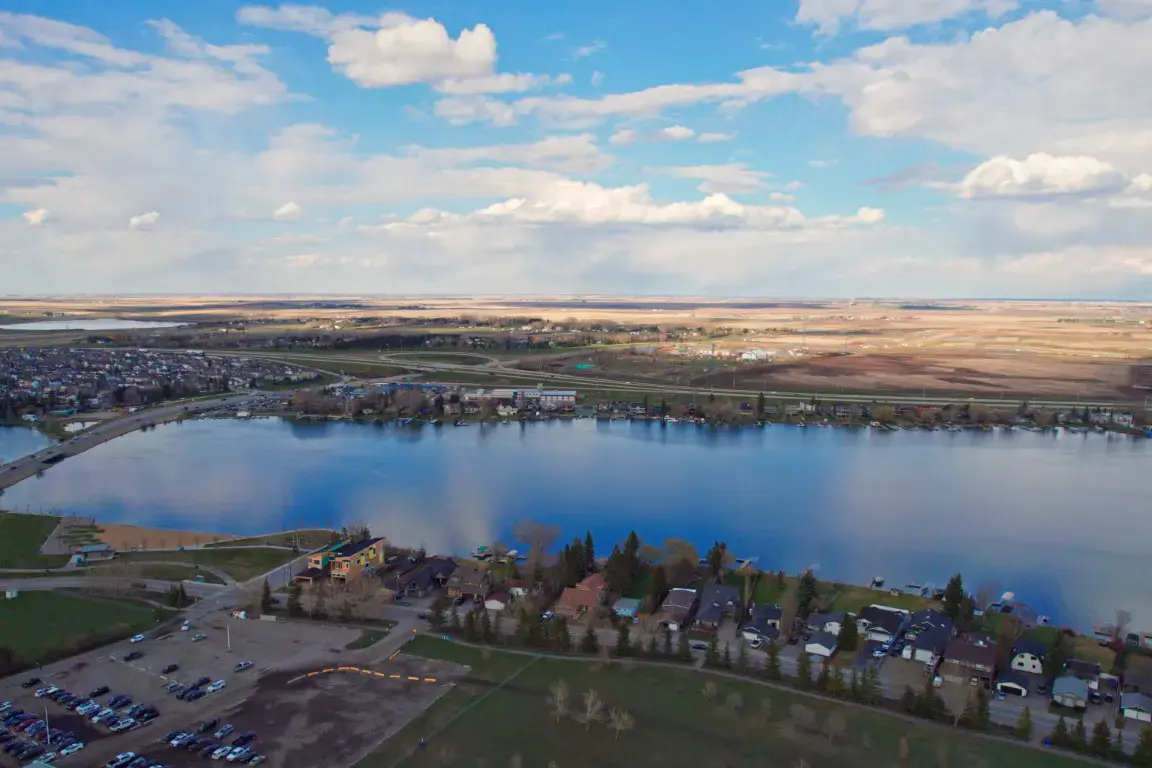 Everyday life in Clearwater Park (Chestermere)